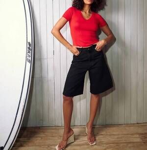 NEW COLORUSH barefoot drift rib v tee in poppy